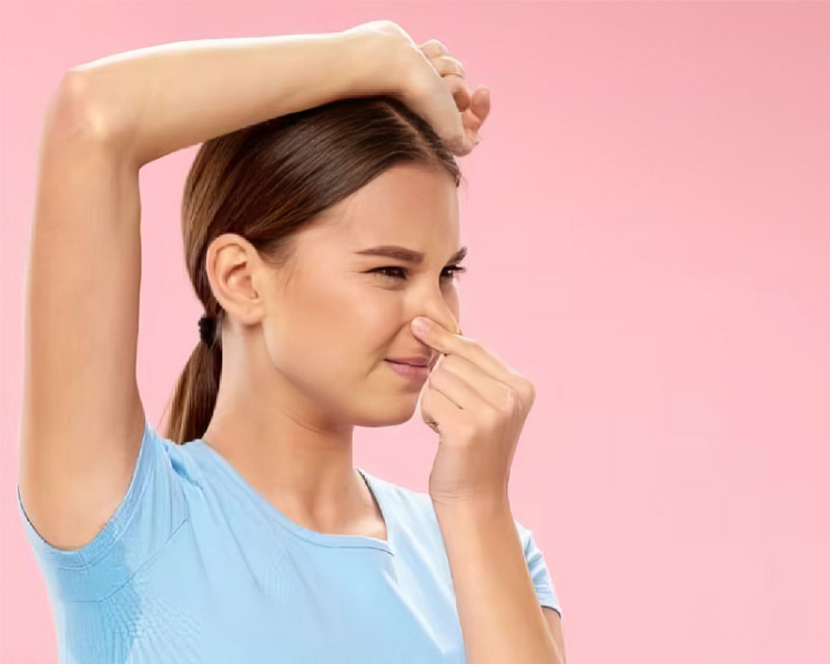 ۱۰ ویژگی رول ضد تعریق و دئودورانت خوب